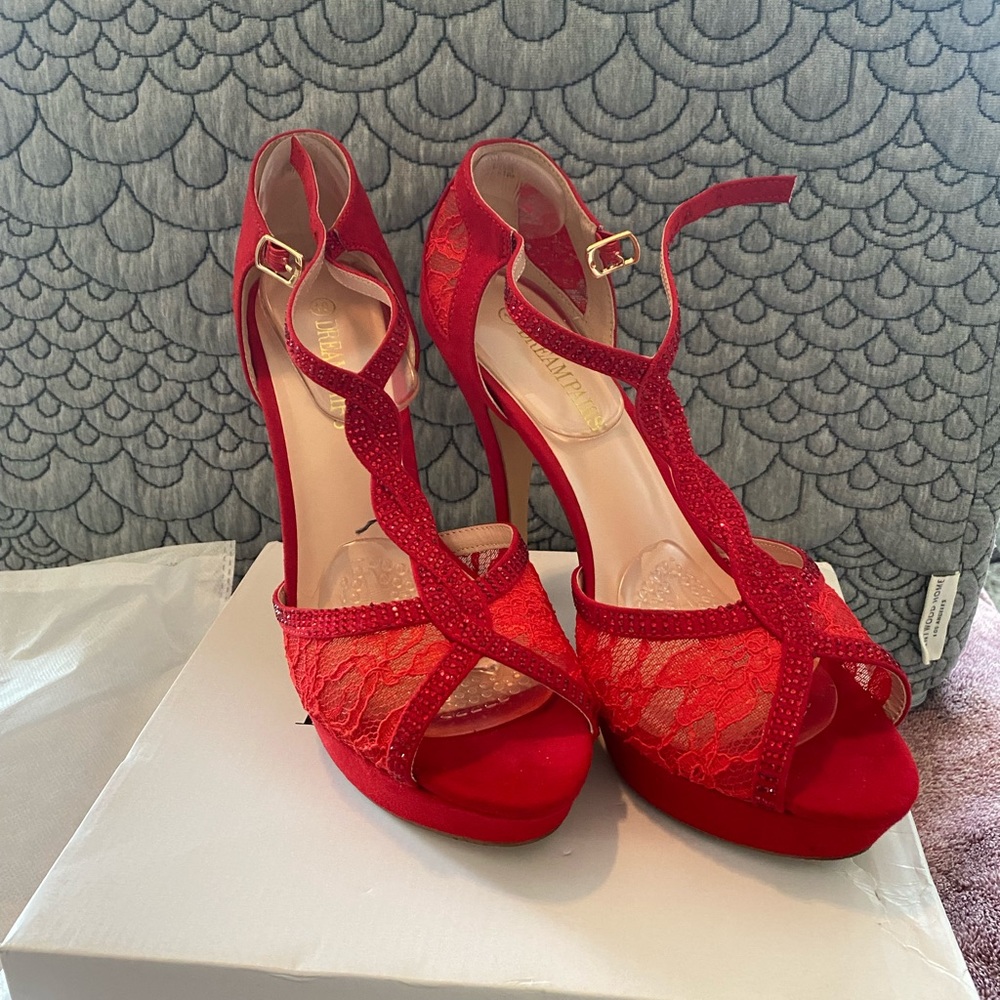 Dream Pairs Red Lace & Rhinestone T-Strap Stiletto Heels size 10